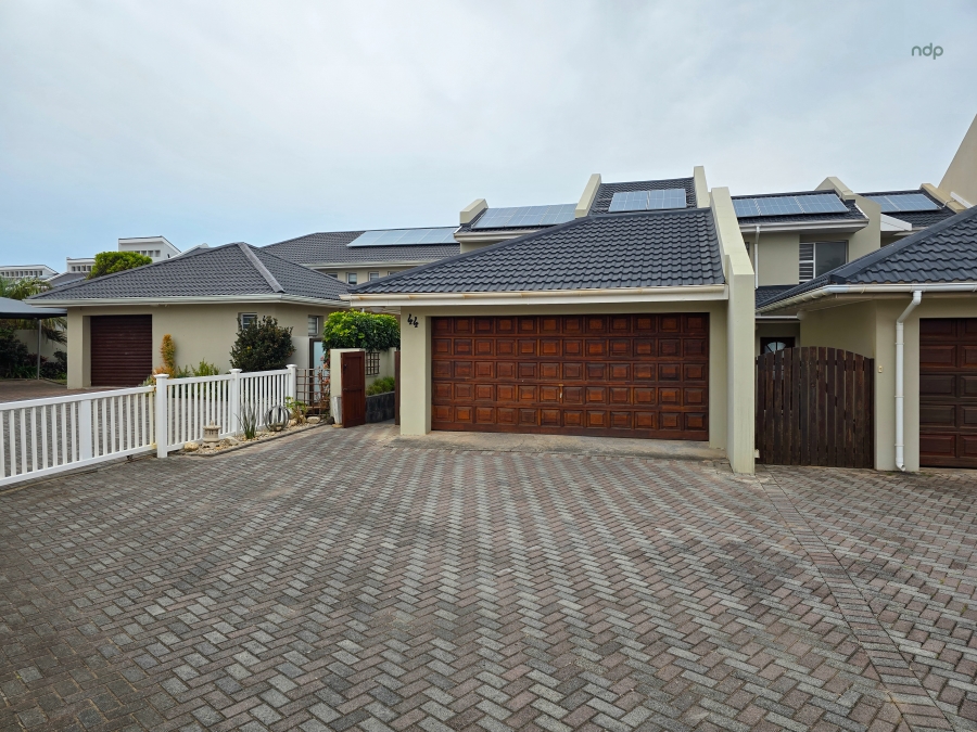 3 Bedroom Property for Sale in Gonubie Eastern Cape